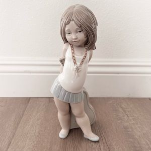 Lladro Zaphir Figurine Girl With Guitar - Made In Spain - Vintage SUPER RARE 11”